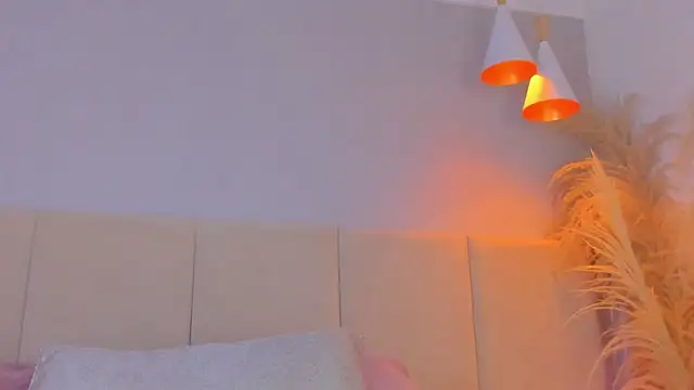aprilebony_ Live XXX-Chat