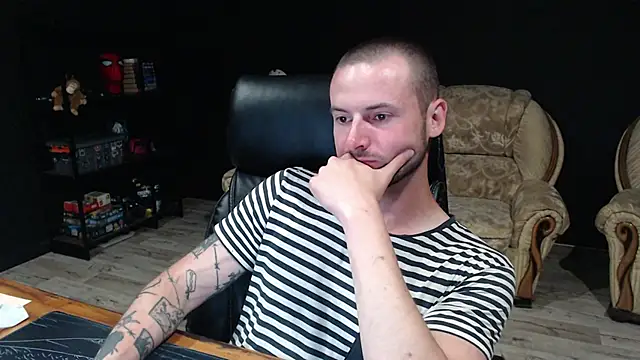 Webkamerová show MihasikD
