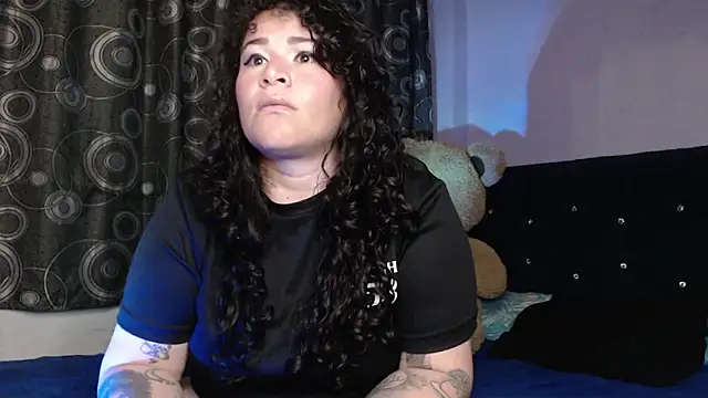 Chat XXX en directo de ANGELIQUE_KLANE