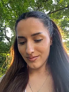 AriaAdda Webcam show