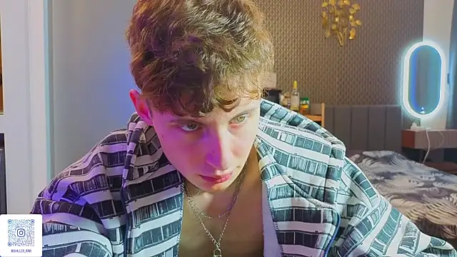 crispinver webcam show