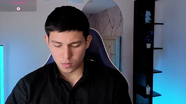 JamesCr_ webkamerás műsora