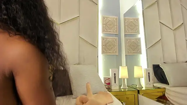 Živý XXX chat KarinaaCoxx