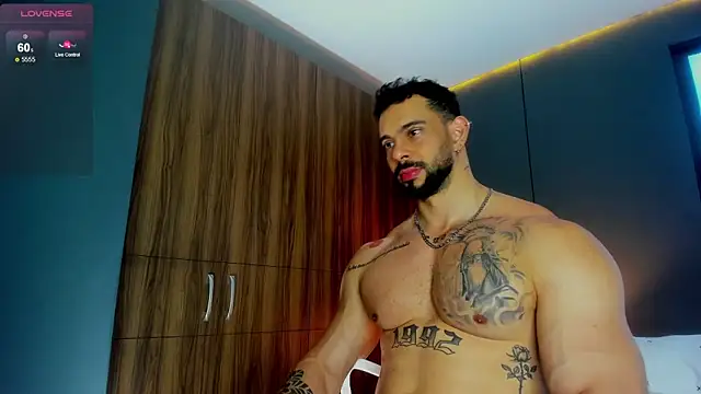 Онлайн чат XXX massimo_visconti