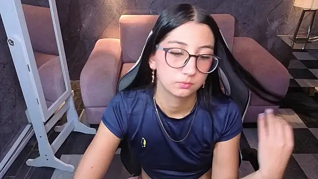 Sophie_jones_b Chat XXX live