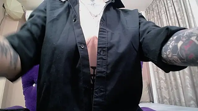 دردشة KennyXSX الجنسية المباشرة