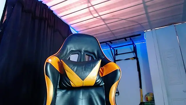Živý XXX chat Adam_Hudsond