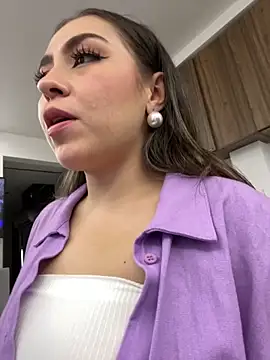 Онлайн чат XXX SofiBaez