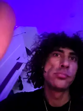 SpeedMagnumBlade6669's Webcam Show