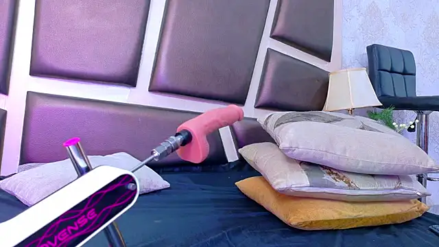 Chat +18 de NicoleEsposito ao vivo