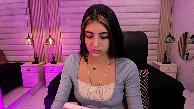 Chat XXX en directo de VictoriaaBlair