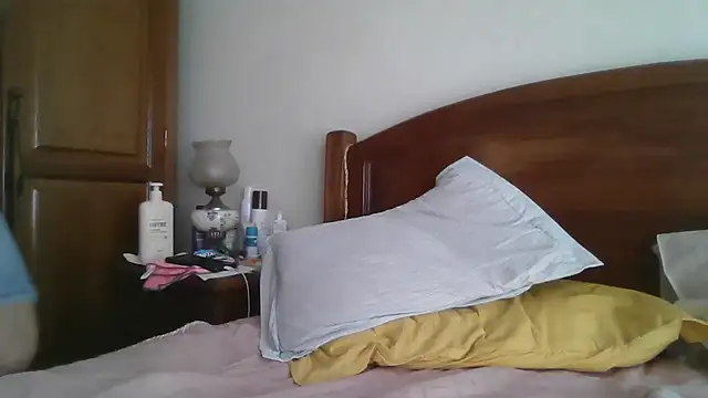 Chatroom XXX en direct de Rochinha73