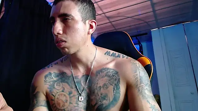 Adam_Hudsond's Live XXX Chat
