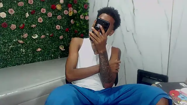 Chat XXX ao vivo de ManSant