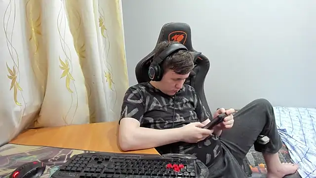 Вебкам-шоу iliaskrislove