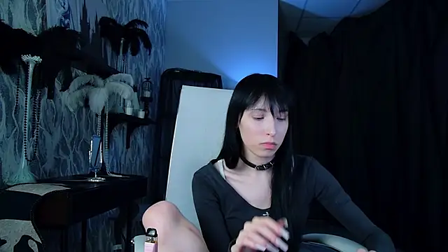 SeraphineSparda's Live XXX Chat