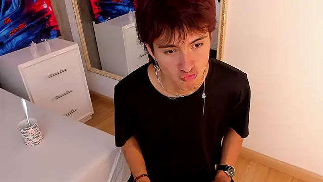 Liam_Grayson_ Webcam-Show
