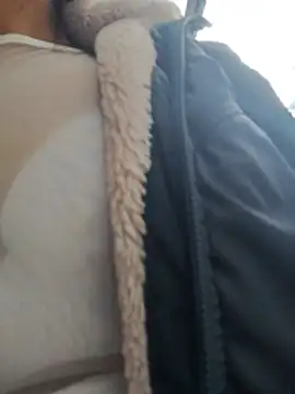 Astrid-- Chat XXX in diretta