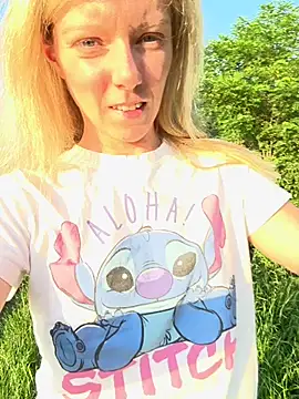 ChiaraLewisn Live XXX chat
