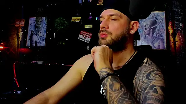 LexHardy Pertunjukan Webcam