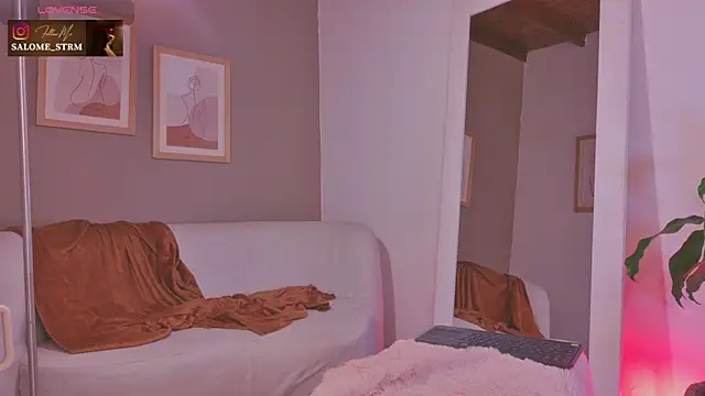 SalomeStorm_'s Live XXX Chat
