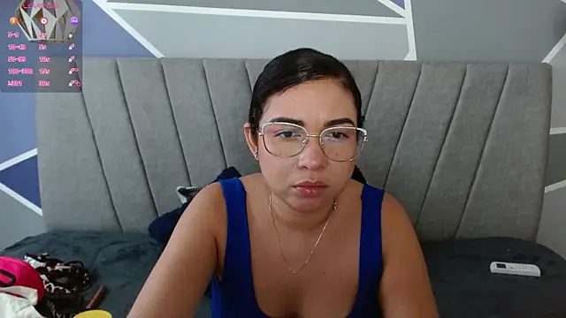 دردشة AliceSmity__ الجنسية المباشرة
