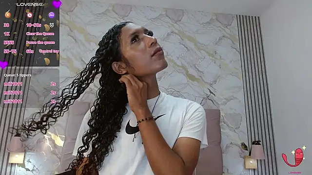 Show de webcam de Mia_Hiills