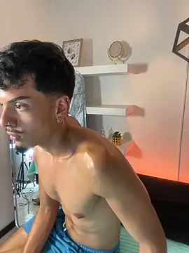 AlexLaurent's Live XXX Chat