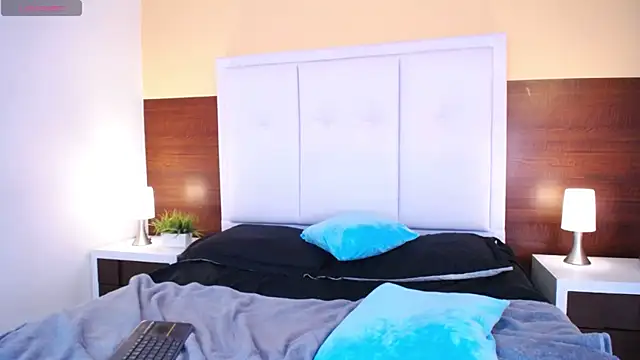 XXX chat uživo modela Chloe014_