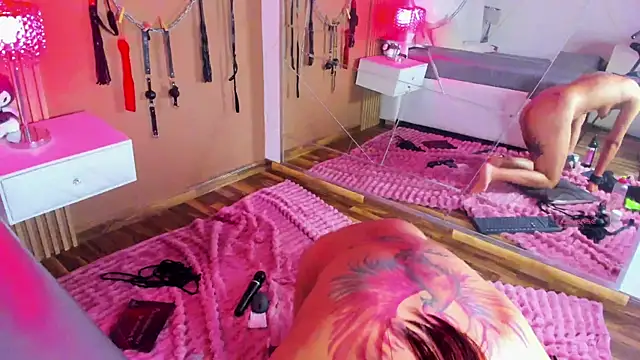 EimmyAdams' Live XXX Chat