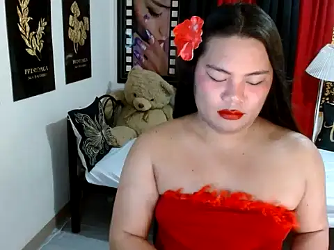 TSbrianaHugeCock webcam show