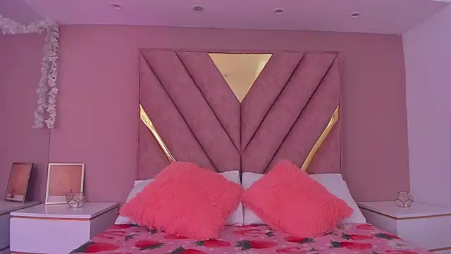 chloe_larsonn Live XXX chat