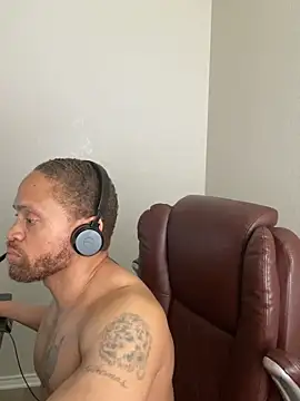 Czat XXX na żywo – Fathero1time