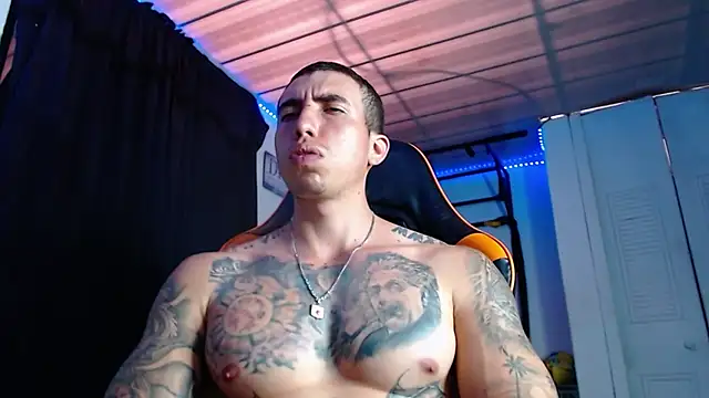 Živý XXX chat Adam_Hudsond