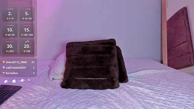 LittleVaale's Live XXX Chat