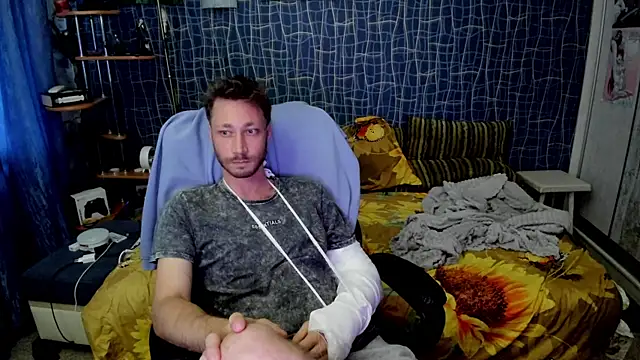 Chatroom XXX en direct de CuteBoy228