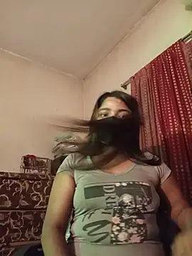 XXX chat uživo modela Nusrat_Faria