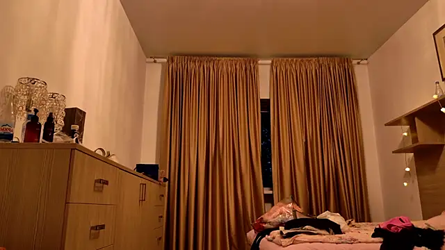 angelicfenix Chat XXX live