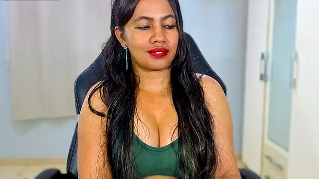 Chatroom XXX en direct de FannyXhot
