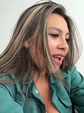 LIZ-06_'s Live XXX Chat