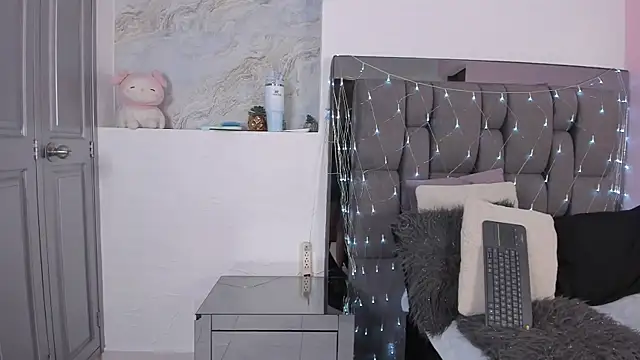 Онлайн чат XXX Kendall_Rous_