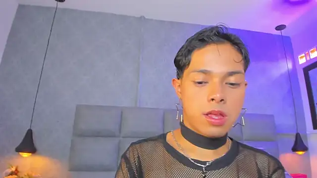 Kimberlyy-'s Webcam Show