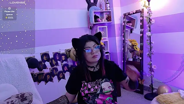 Catwhite_ – Naživo XXX chat