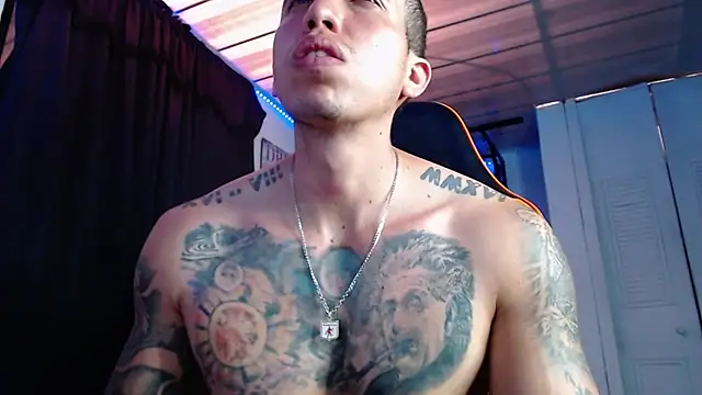 Chat +18 de Adam_Hudsond ao vivo