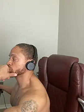 Fathero1time's Live XXX Chat