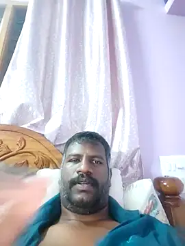 Paramkeerthi: απευθείας συνομιλία ΧΧΧ