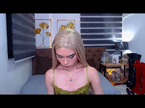 โชว์เว็บแคมของ JuicyCockThea