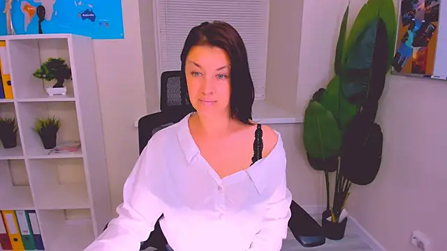 AnaMills Chat XXX in diretta