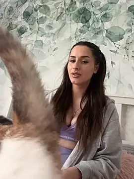 AriaAdda Adlı Modelin Canlı XXX Sohbeti