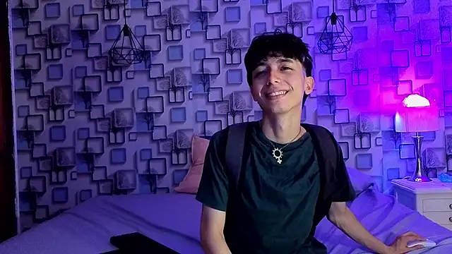 Twink_Sebas7 live XXX chat